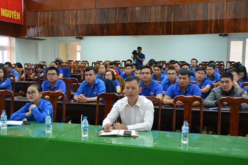 Gặp mặt đối thoại giữa đảng ủy và đoàn TNCS Hồ Chí Minh Cơ quan Chính quyền thành phố Buôn Ma Thuột
