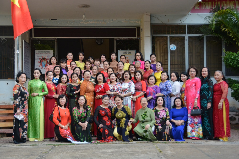 Hội LHPN phường Thắng Lợi, thành phố Buôn Ma Thuột phát động thi đua đặc biệt “90 hành động thiết thực vì phụ nữ và trẻ em”.