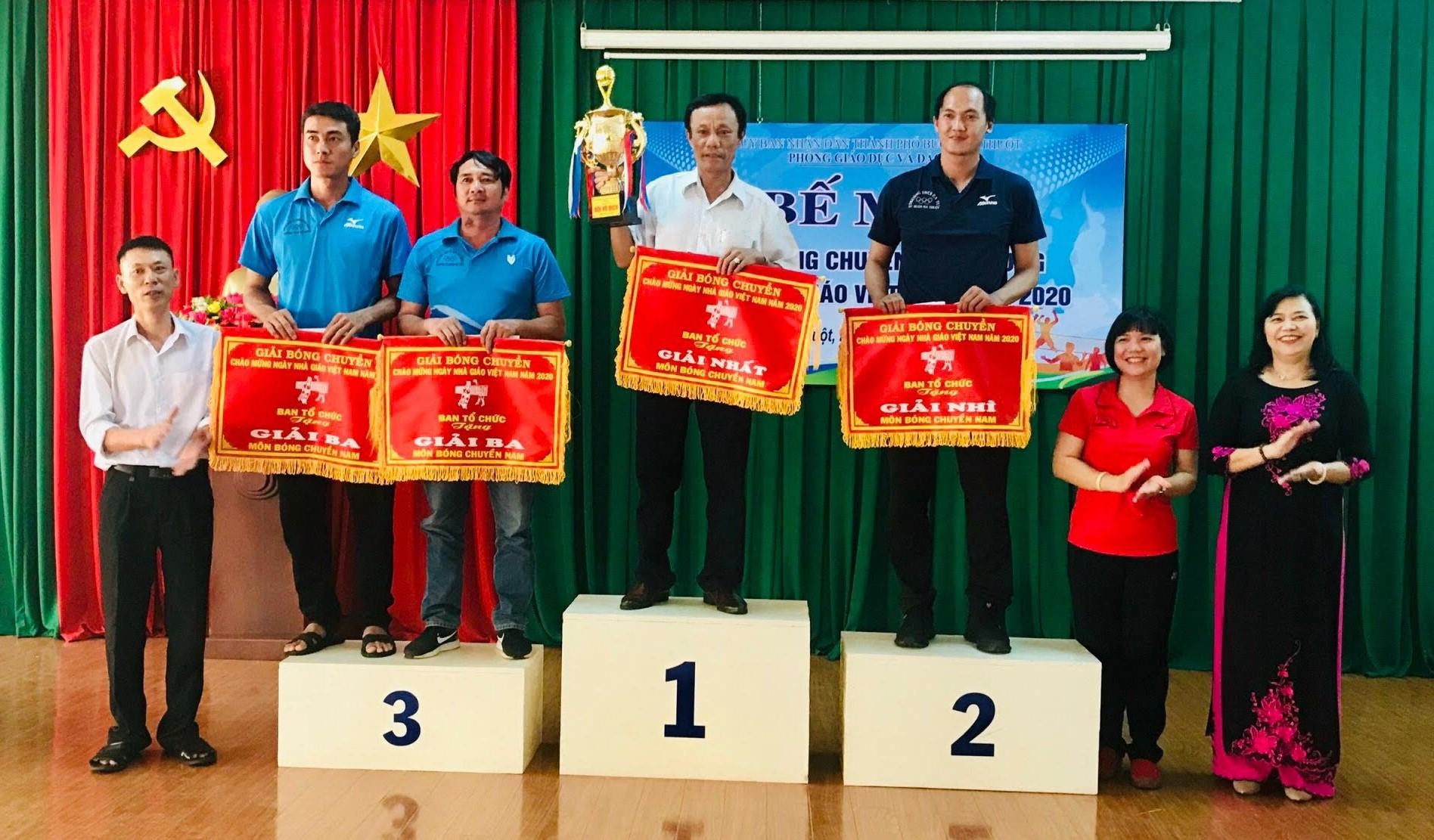 Bế mạc Hội thao bóng chuyền Ngành Giáo dục và Đào tạo thành phố Buôn Ma Thuột năm 2020