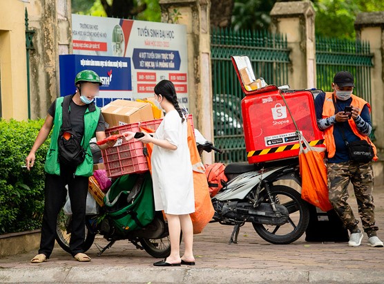 TP.Buôn Ma Thuột, triển khai Test nhanh kháng nguyên SARS-CoV-2 cho các đối tượng Shiper trên địa bàn