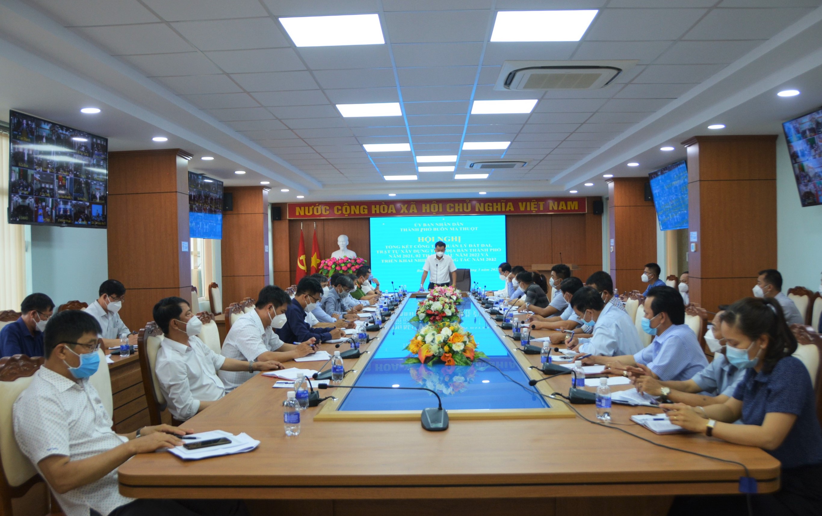 Hội nghị tổng kết tổng điều tra kinh tế và điều tra cơ sở hành chính năm 2021