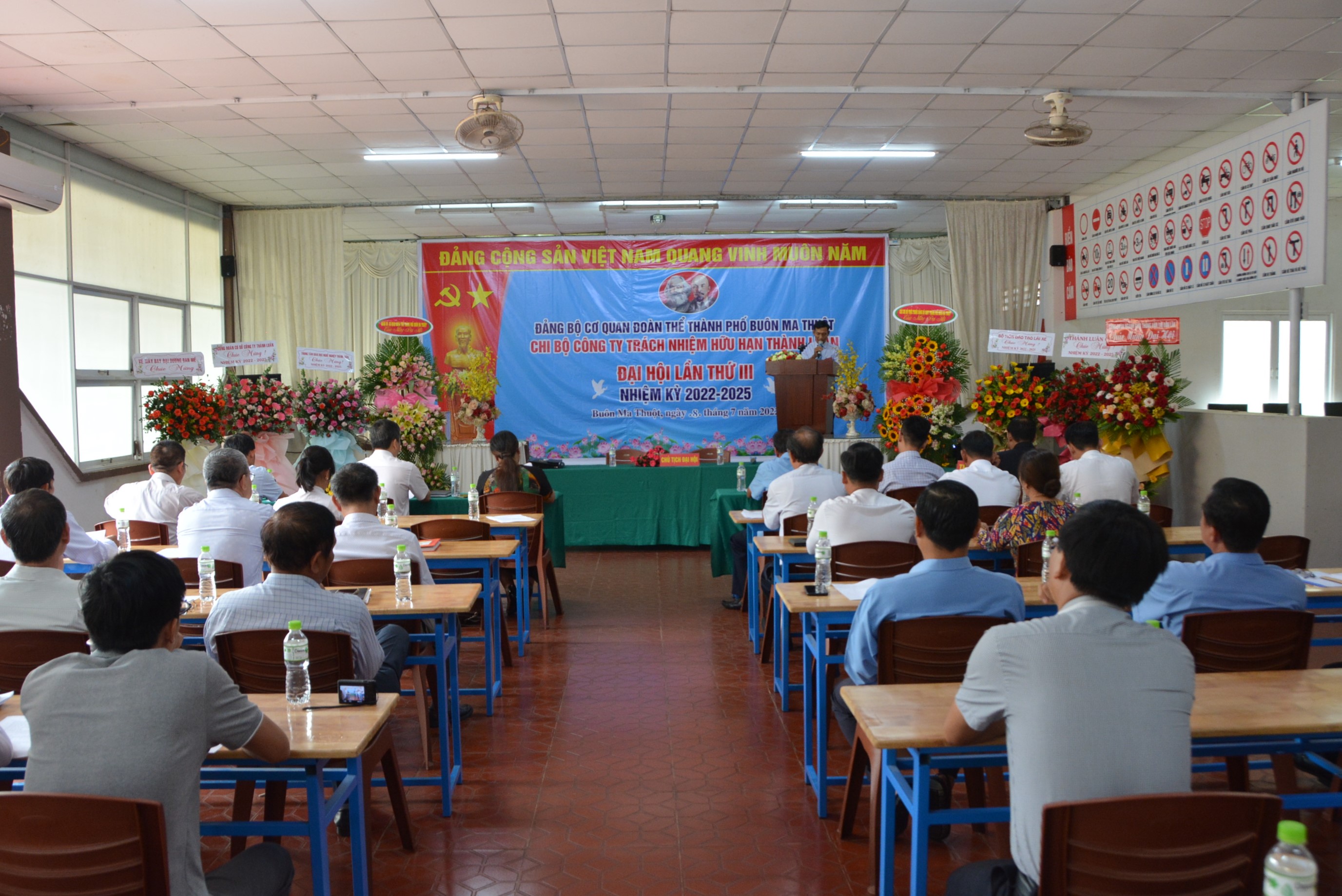 Tổ chức thành công đại hội điểm - Đại hội Chi bộ Công ty TNHH Thành Luân, nhiệm kỳ 2022-2025