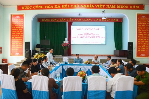 Đoàn công tác số 1 của Thành ủy Buôn Ma Thuột làm việc với Đảng ủy xã Hoà Phú