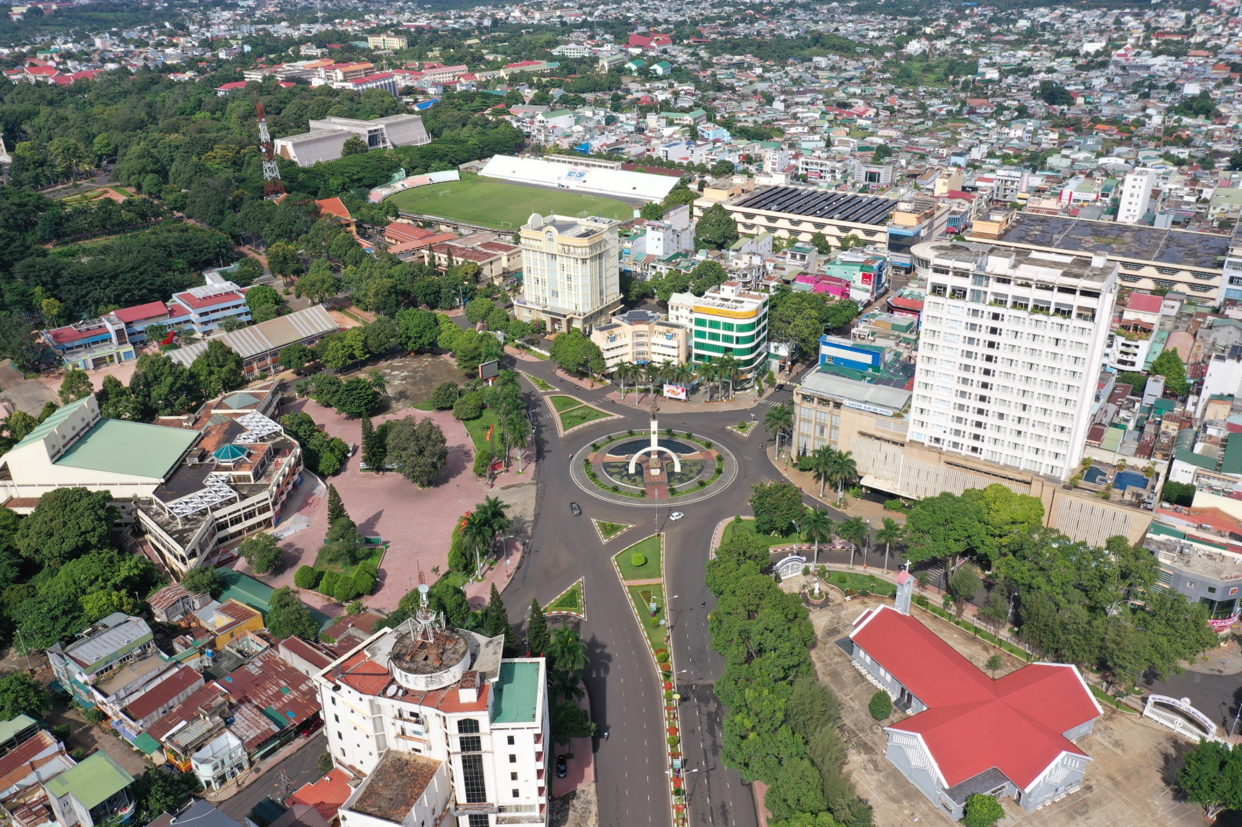 Phê duyệt Nhiệm vụ, phương án khảo sát, dự toán đo đạc lập bản đồ địa hinh phục vụ lập Điều chỉnh Quy hoạch phân khu tỷ lệ 1/2.000 Khu trung tâm phường Tân Hoà, thành phố Buôn Ma Thuột, tỉnh Đắk Lắk