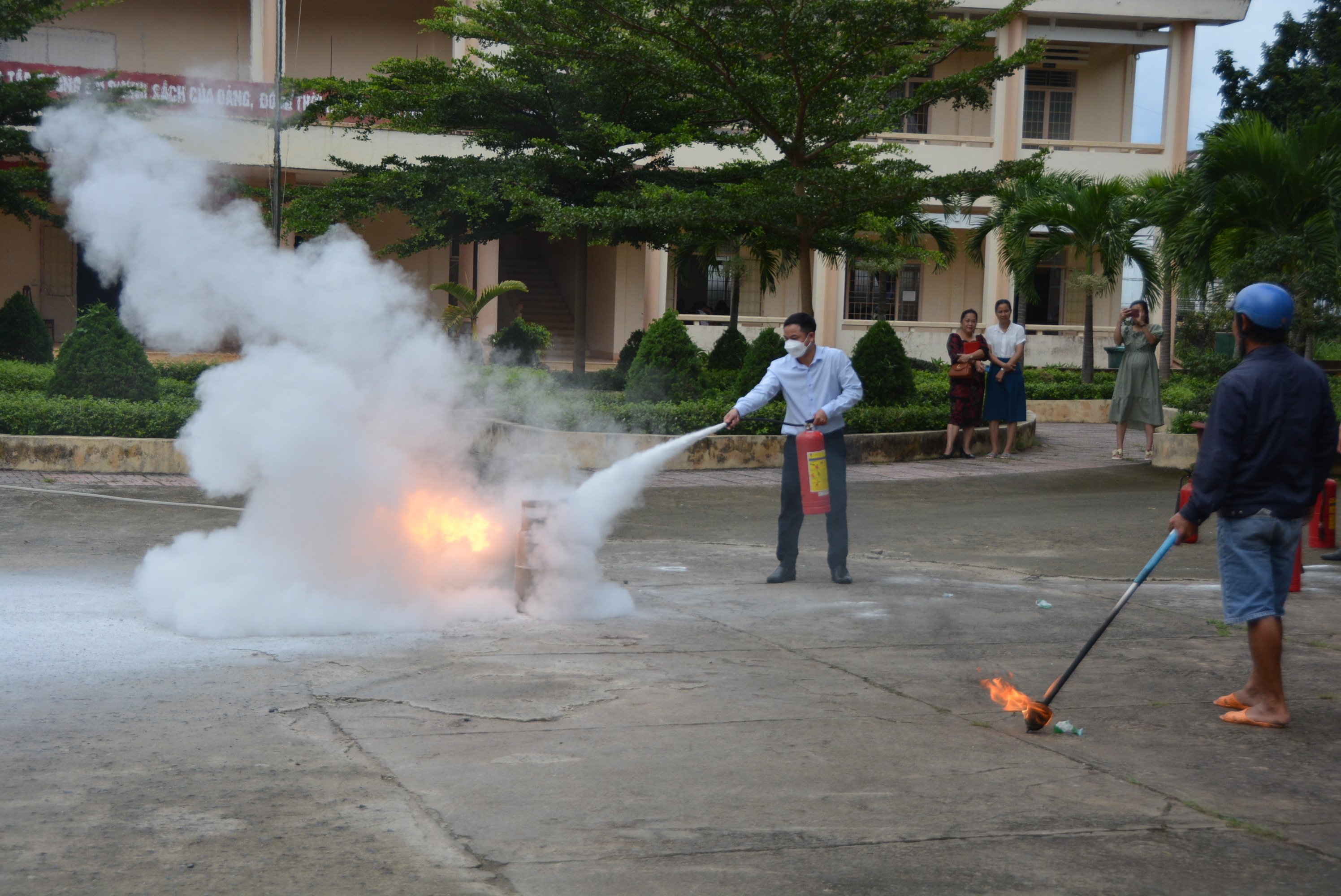 Xây dựng mô hình “Tiếng loa phát thanh an toàn phòng cháy chữa cháy” trên địa bàn thành phố Buôn Ma Thuột.