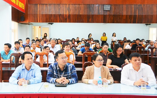 TP.Buôn Ma Thuột: Hơn 100 đại biểu tham gia tập huấn kỹ năng số, kỹ năng kinh doanh trên sàn thương mại điện tử cho hộ sản xuất nông nghiệp