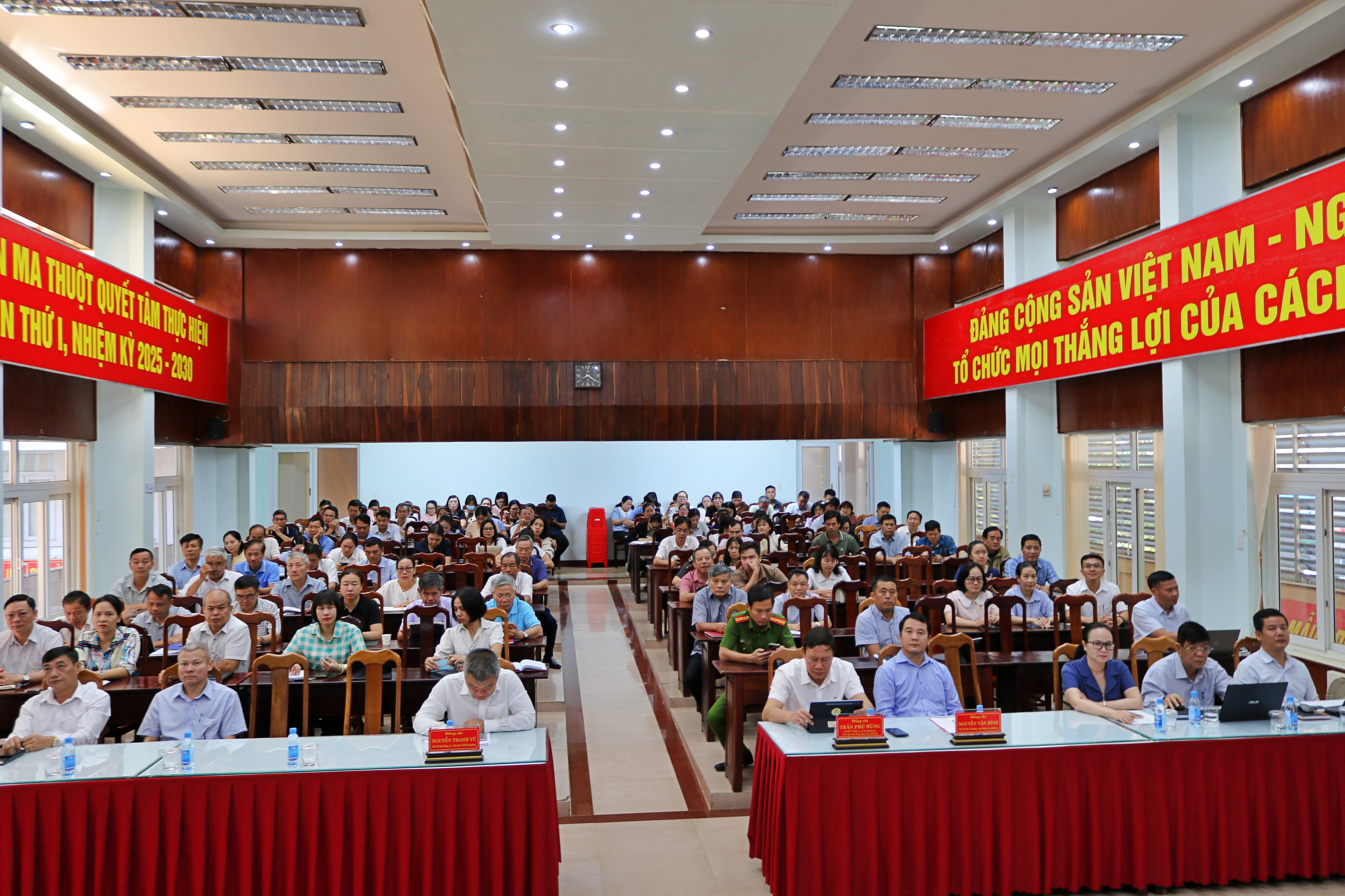 Phường Buôn Ma Thuột tham dự Hội nghị trực tuyến toàn tỉnh quán triệt chuyên đề: Xây dựng “Văn hóa liêm chính” trong kỷ nguyên mới