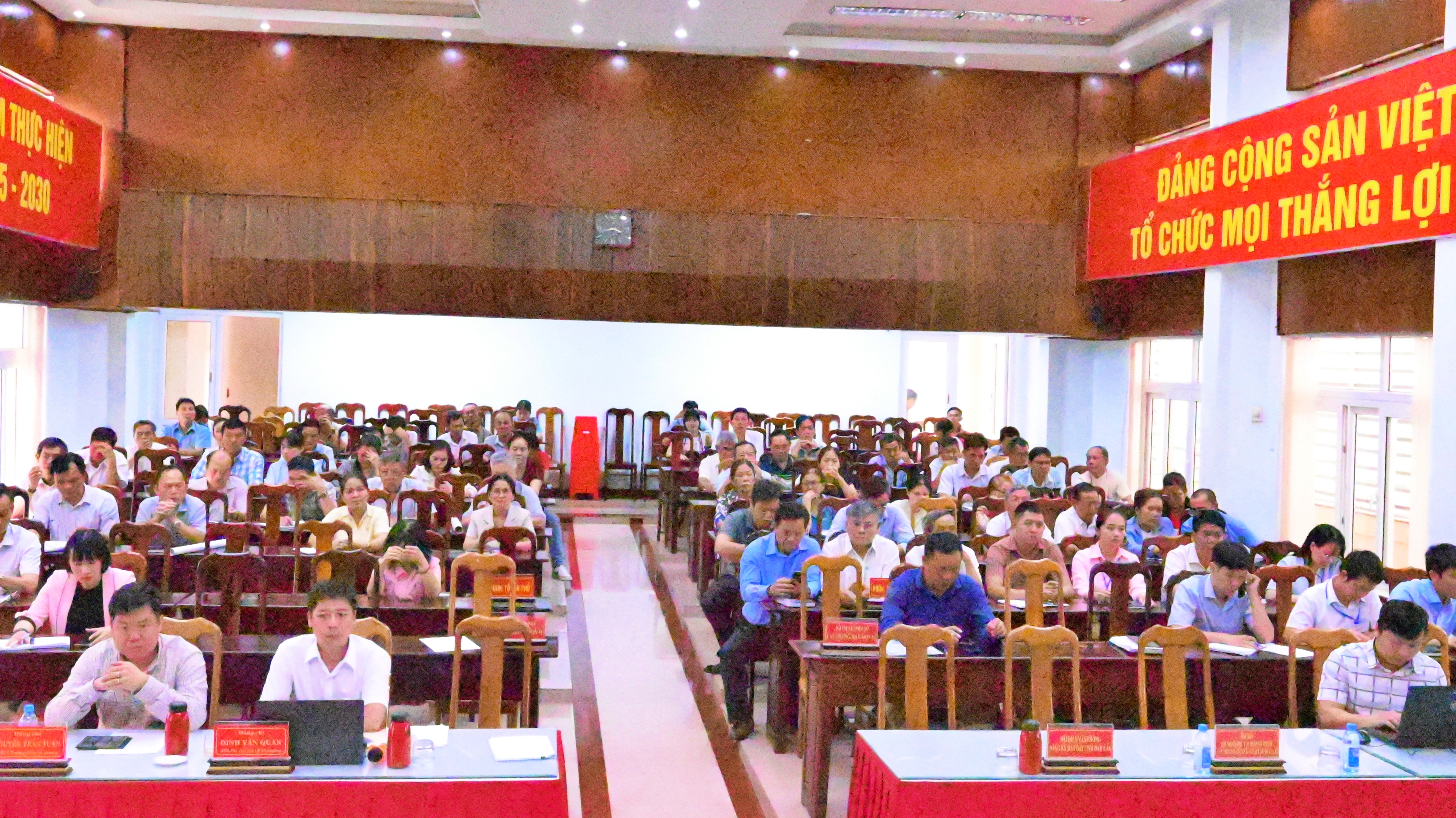 Phường Buôn Ma Thuột mở đợt cao điểm thu thập dữ liệu đất đai: quyết tâm đạt 100% trước ngày 15/12/2026