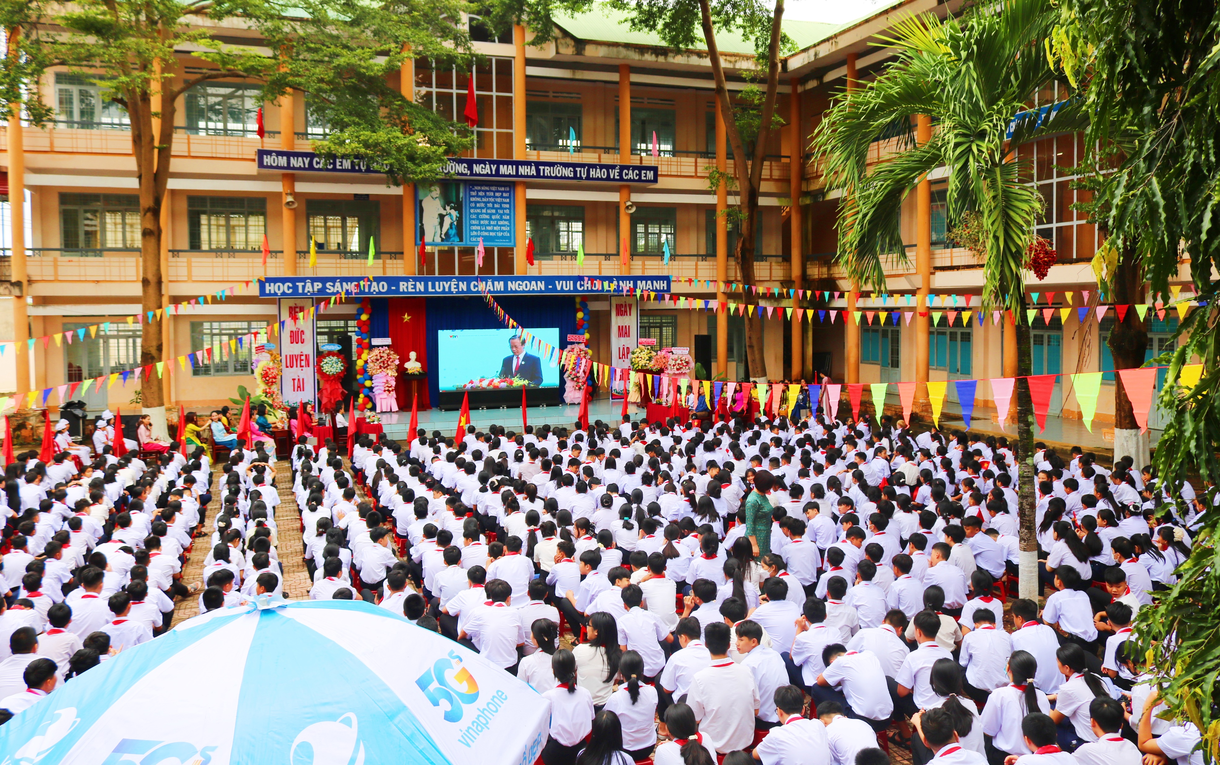 Phường Buôn Ma Thuột ban hành kế hoạch huy động trẻ đến trường và tuyển sinh vào lớp 1, lớp 6 năm học 2026-2027 trên địa bàn