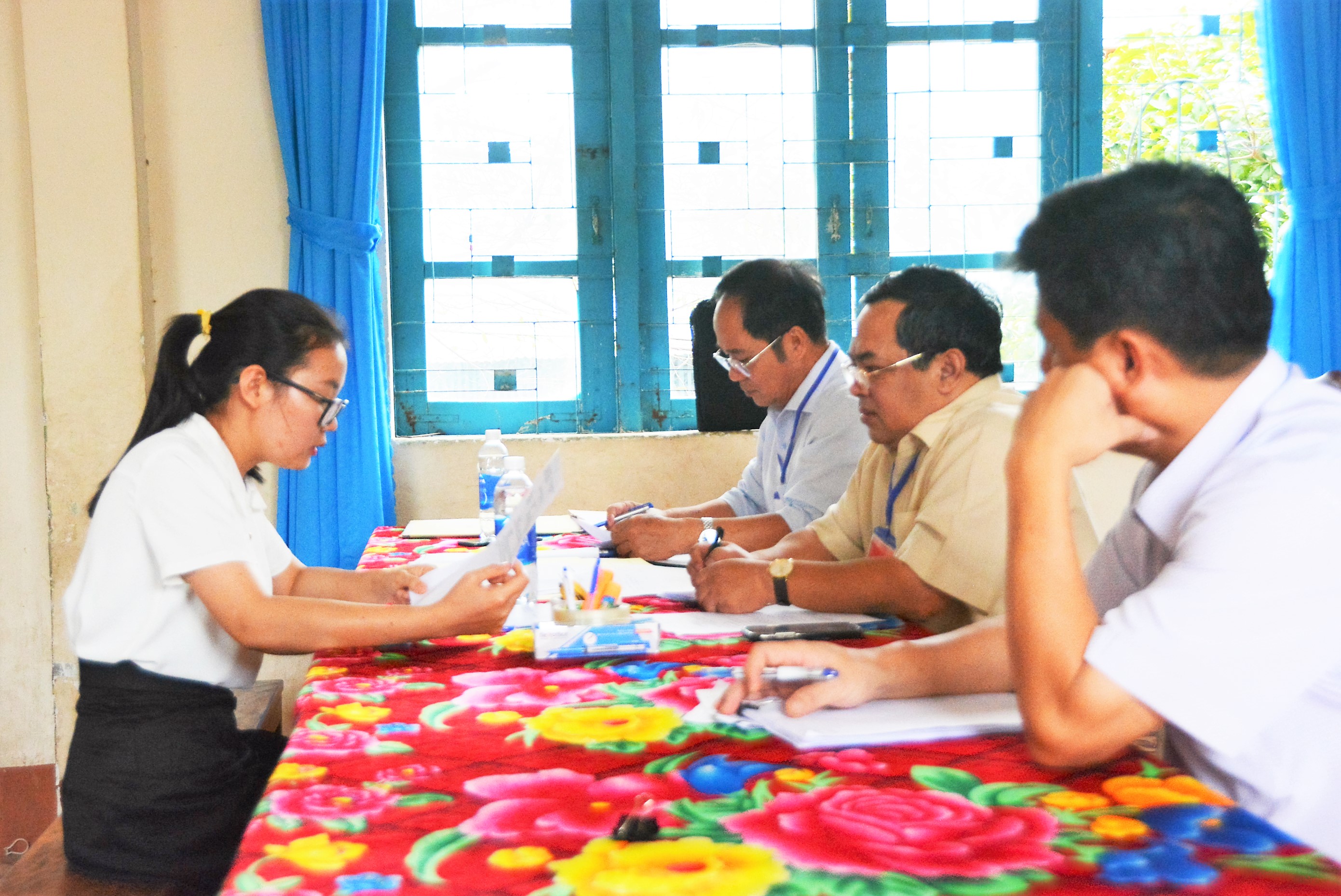 UBND phường Buôn Ma Thuột đề nghị Sở Giáo dục và Đào tạo xem xét, giải quyết nhu cầu tiếp nhận viên chức giáo dục chưa  đạt chuẩn theo quy định.