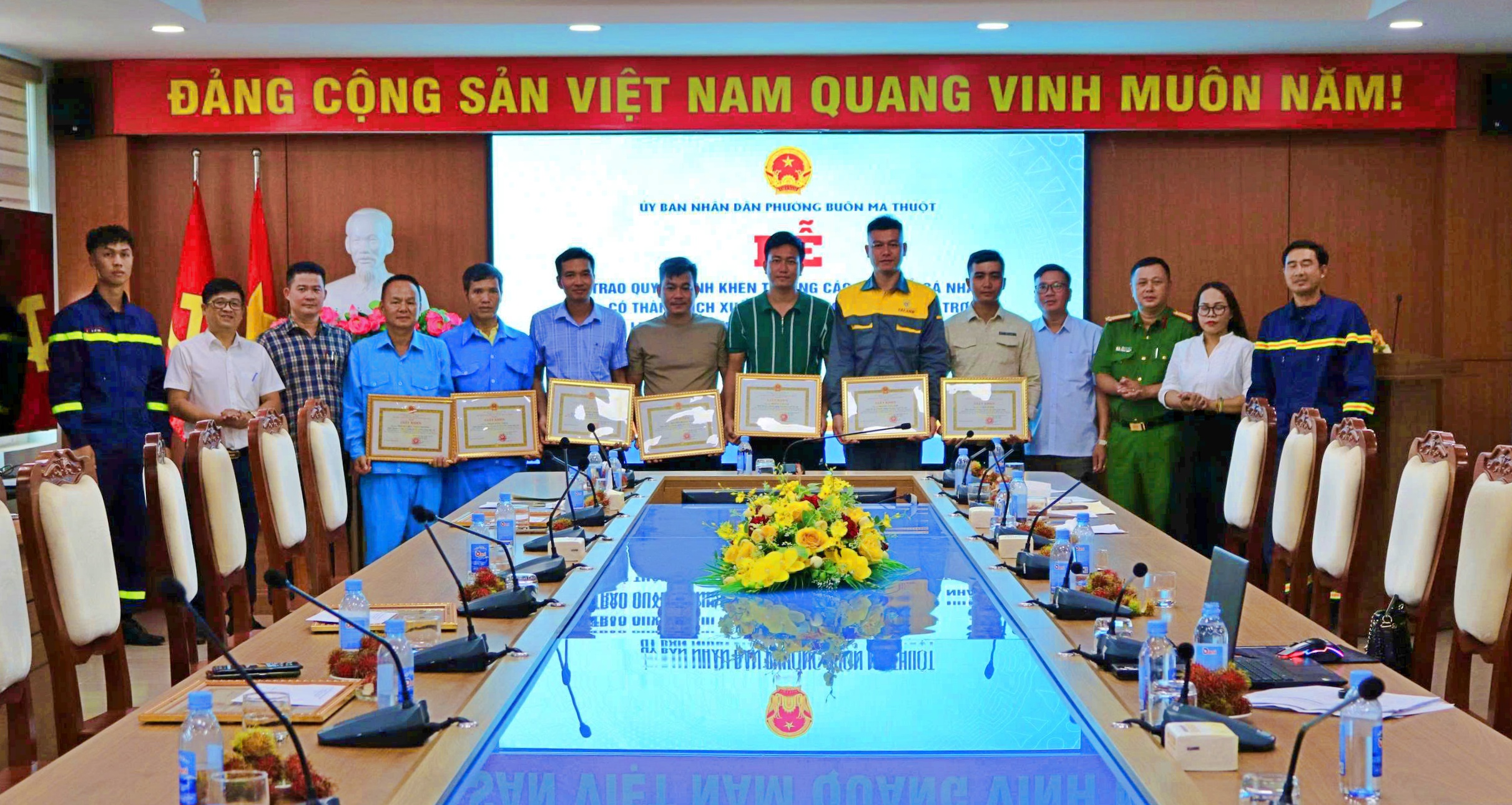 gen-h-khenthuongpccc2