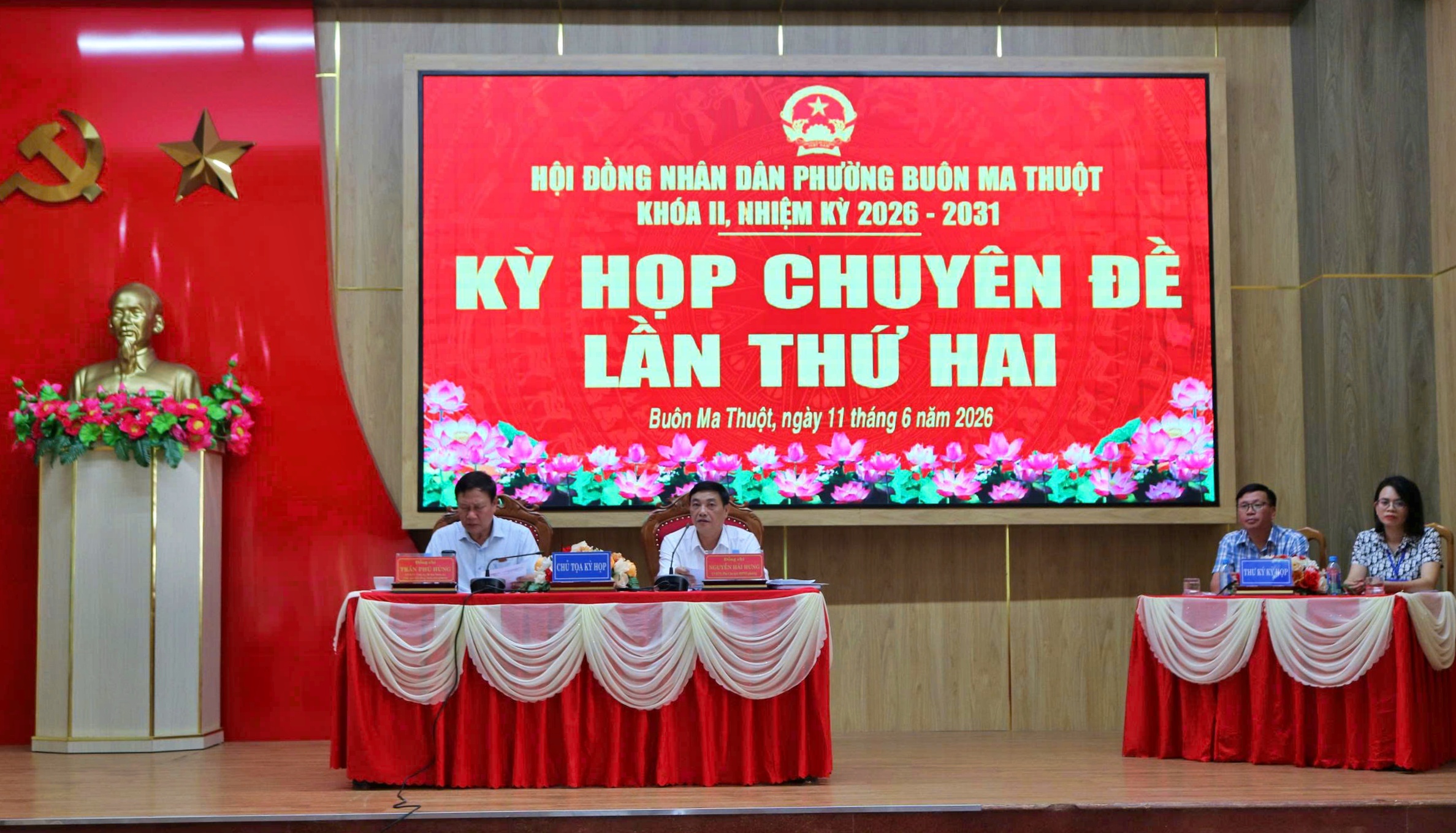anhhung333.jpg