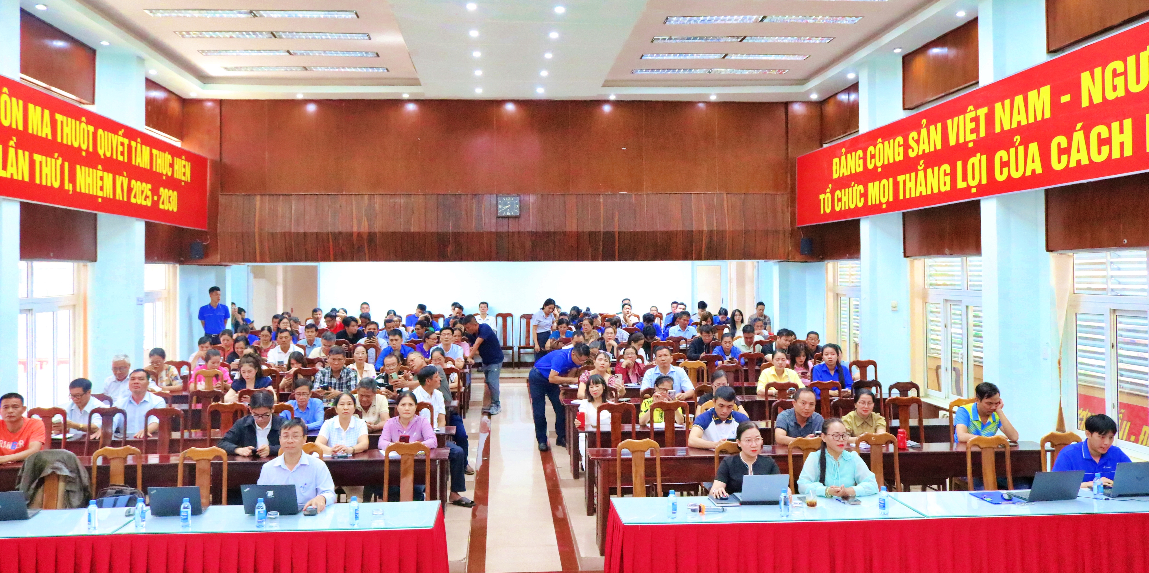 Phường Buôn Ma Thuột phổ cập kiến thức, kỹ năng chuyển đổi số cho 55 Tổ công nghệ số cộng đồng