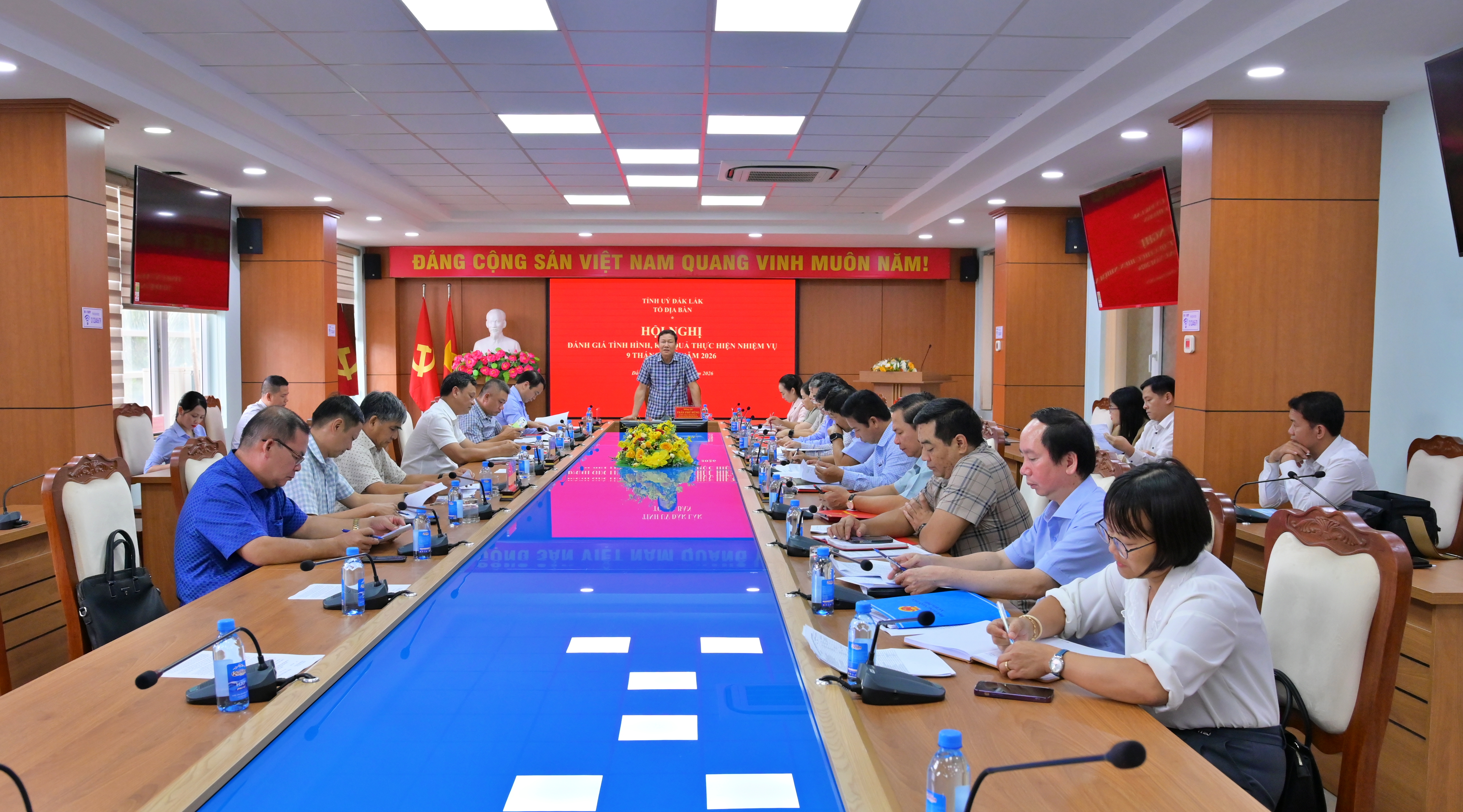 Tổ địa bàn số 19 thuộc Tỉnh ủy Đắk Lắk tiếp tục tập trung khắc phục điểm nghẽn, quyết tâm hoàn thành các nhiệm vụ trọng tâm quý IV/2026