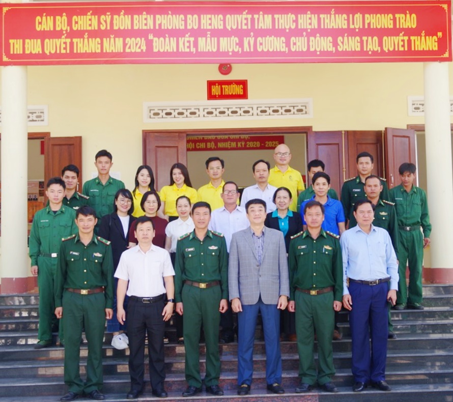 Lãnh đạo TP.Buôn Ma Thuột: Thăm, tặng quà Đồn Biên phòng Bo - Heng 747 nhân dịp tết Nguyên Đán Giáp Thìn 2024