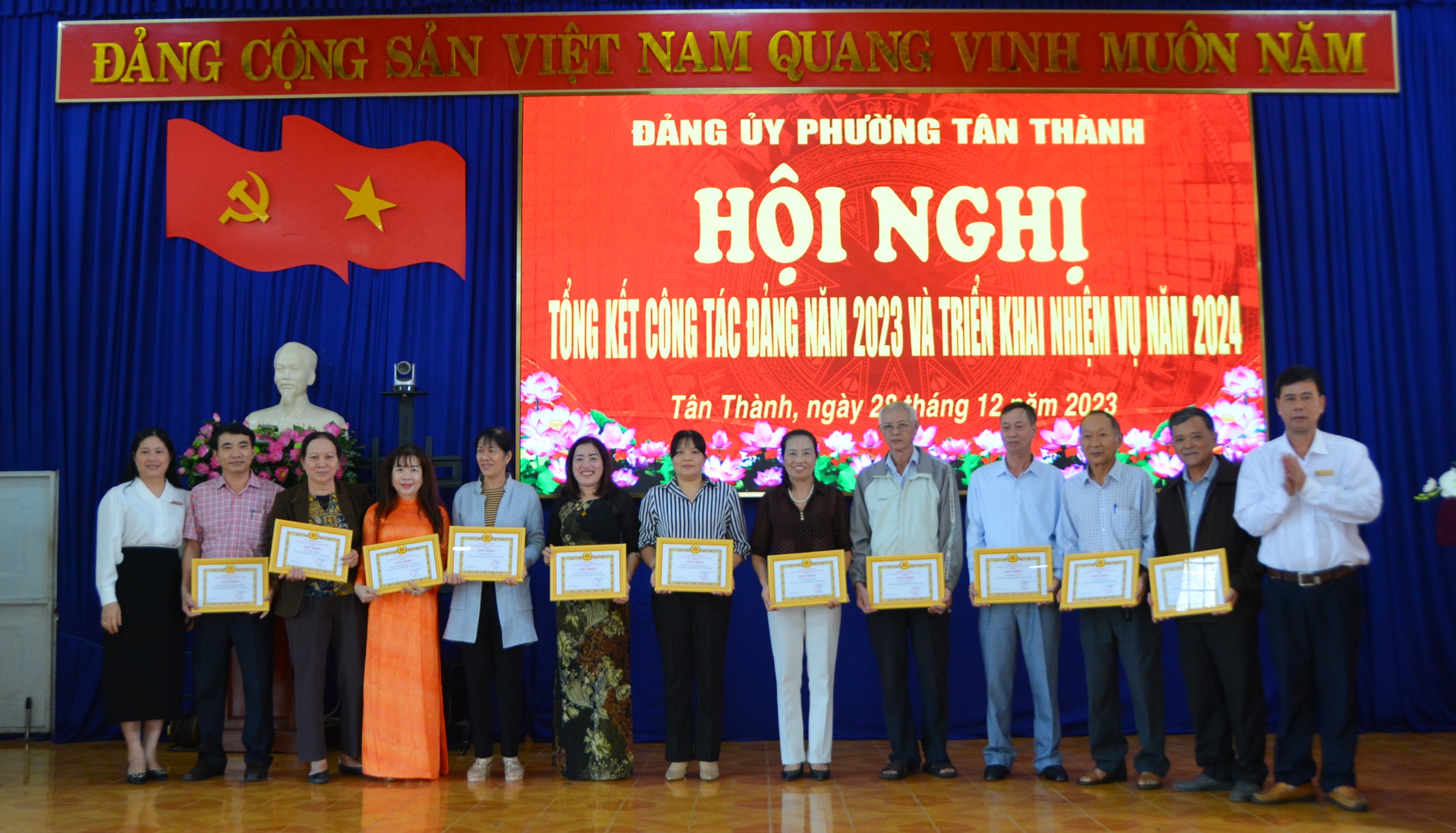 tanthanhkhen2