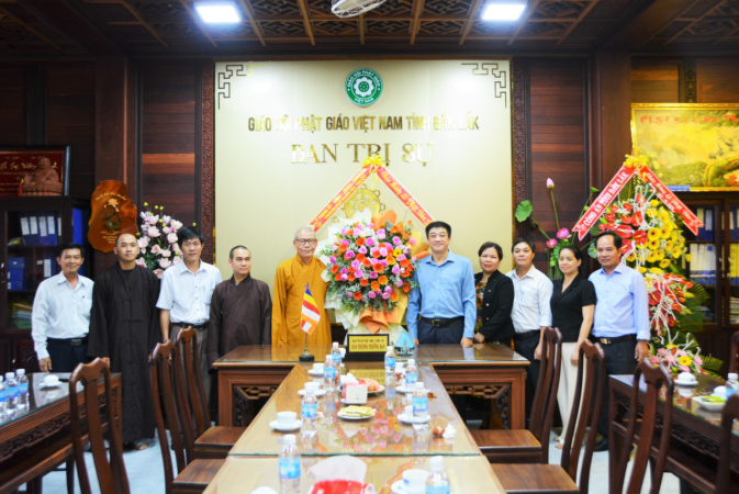 Lãnh đạo TP.Buôn Ma Thuột thăm các cơ sở Phật giáo nhân dịp Đại lễ Phật đản năm 2023 - Phật lịch 2567