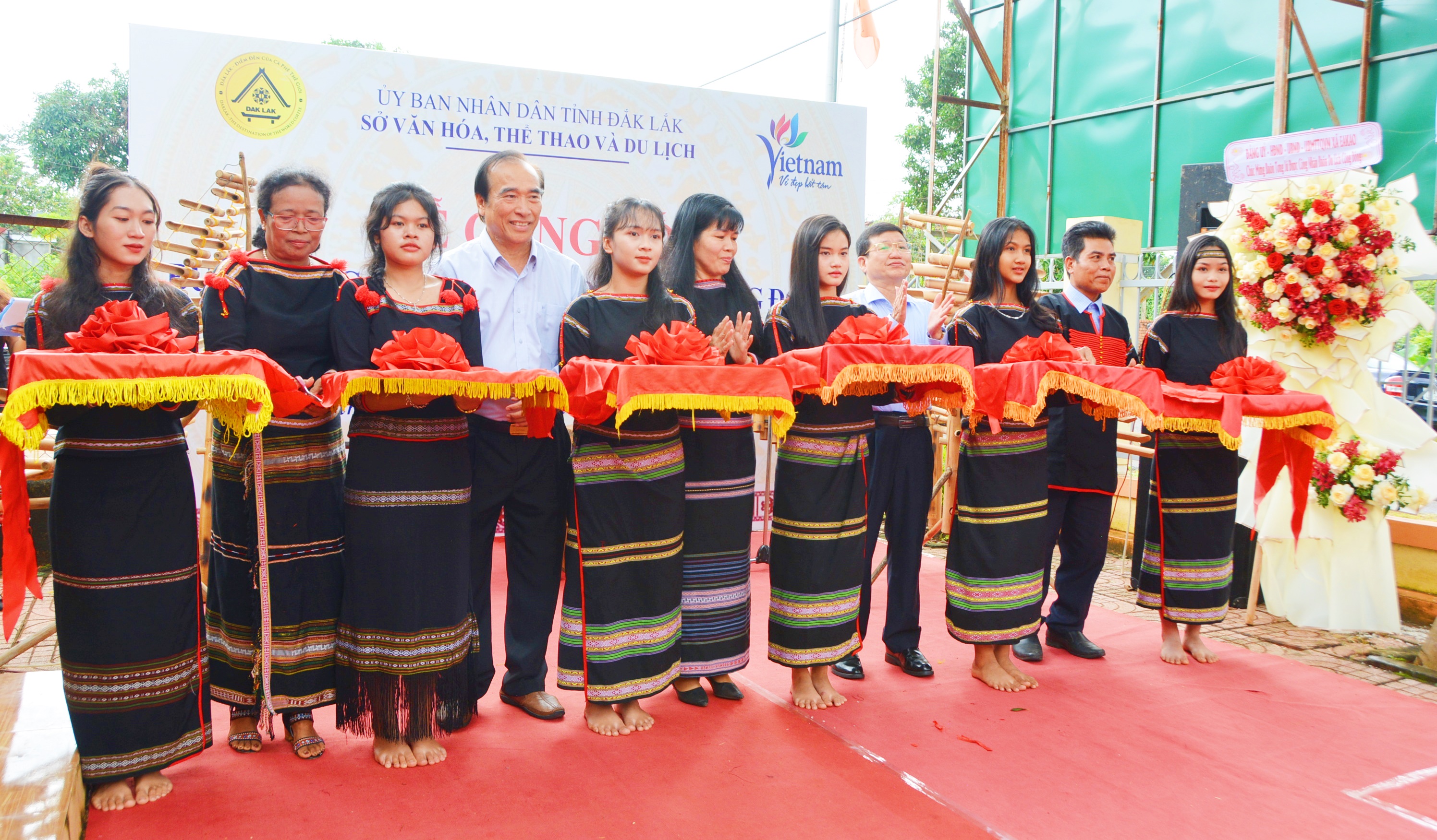 Lễ công bố điểm đến du lịch cộng đồng Buôn Tơng Jũ, xã EaKao TP.Buôn Ma Thuột
