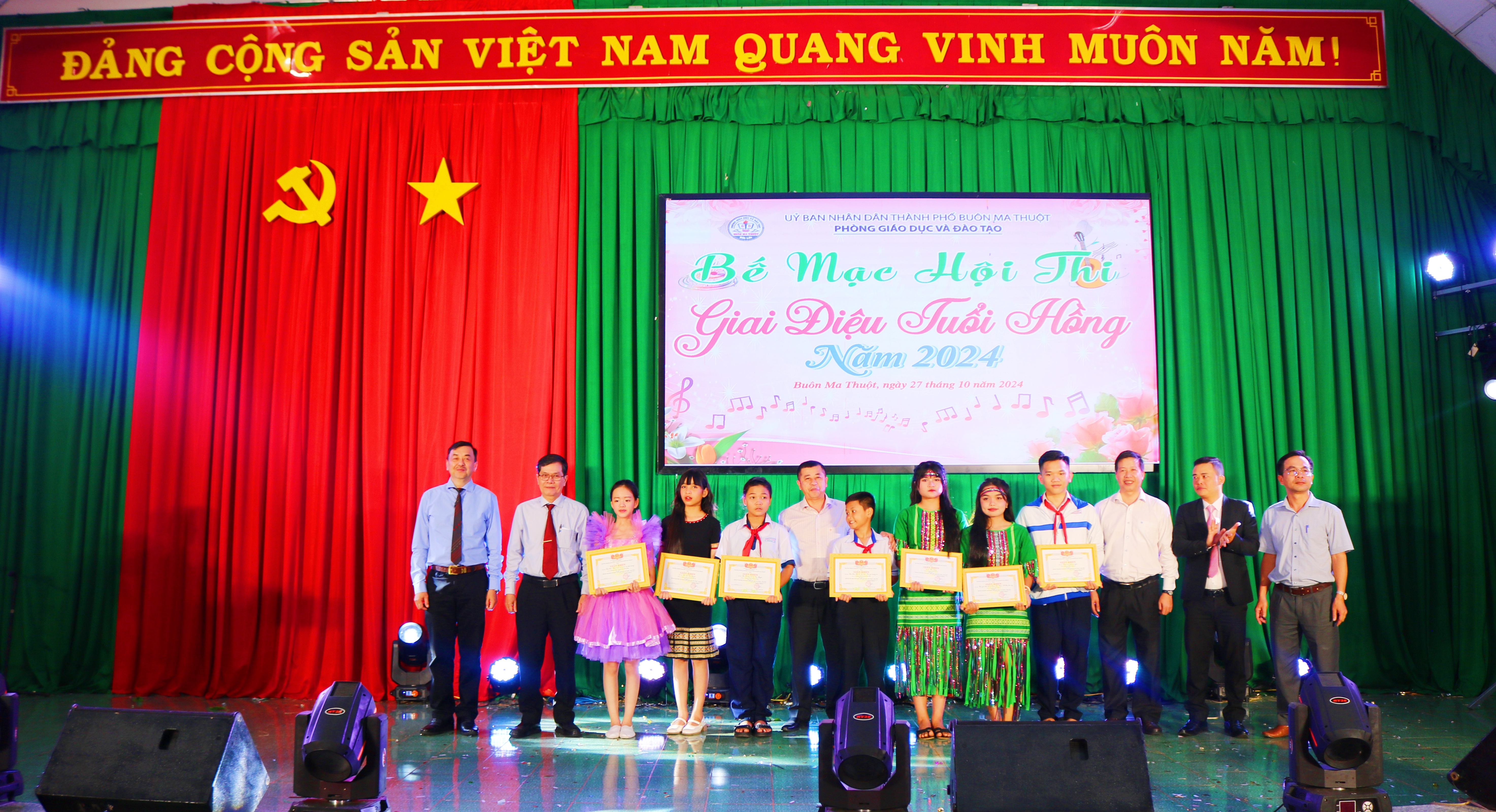 Trao 113 giải thưởng tại đêm Bế mạc Hội thi “Giai điệu tuổi hồng TP.Buôn Ma Thuột năm 2024