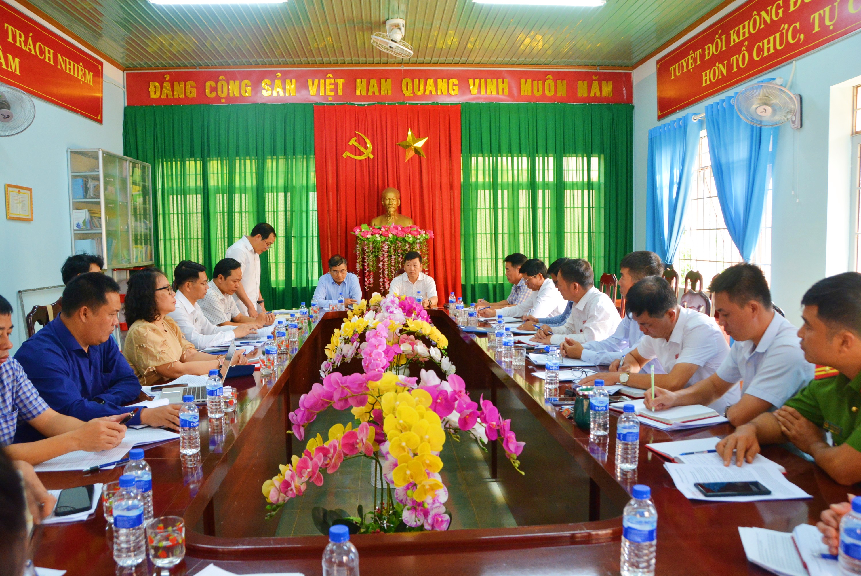 Các địa phương cần quan tâm chú trọng quy hoạch tạo nguồn cán bộ chuẩn bị cho đại hội Đảng bộ các cấp nhiệm kỳ 2025-2030.