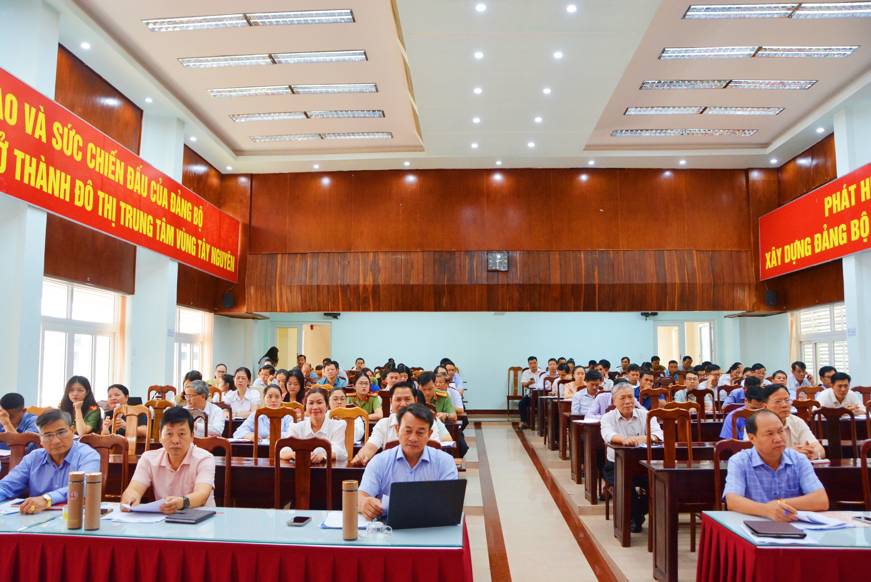 Hội nghị sơ kết công tác tuyên giáo, khoa giáo 6 tháng đầu năm 2024